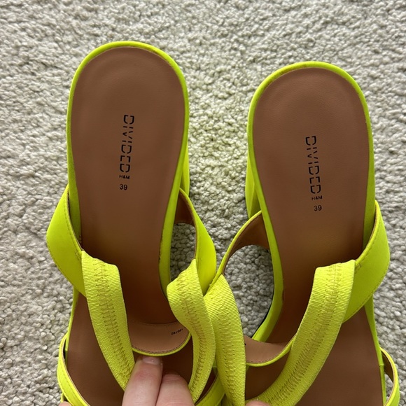 H&M Chunky Heels - 39 / W8 - Picture 4 of 8